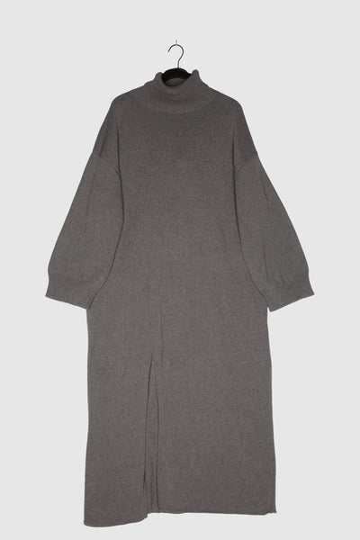 SLEEVED KNIT DRESS