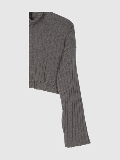 KNIT SWEATER