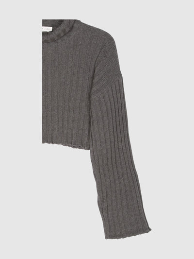 KNIT SWEATER