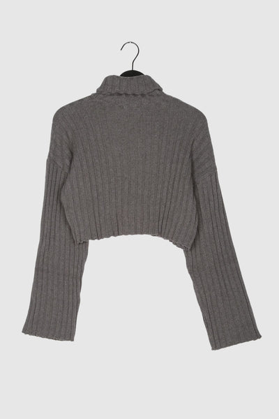 KNIT SWEATER