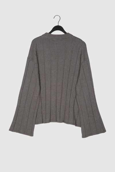 KNIT SWEATER
